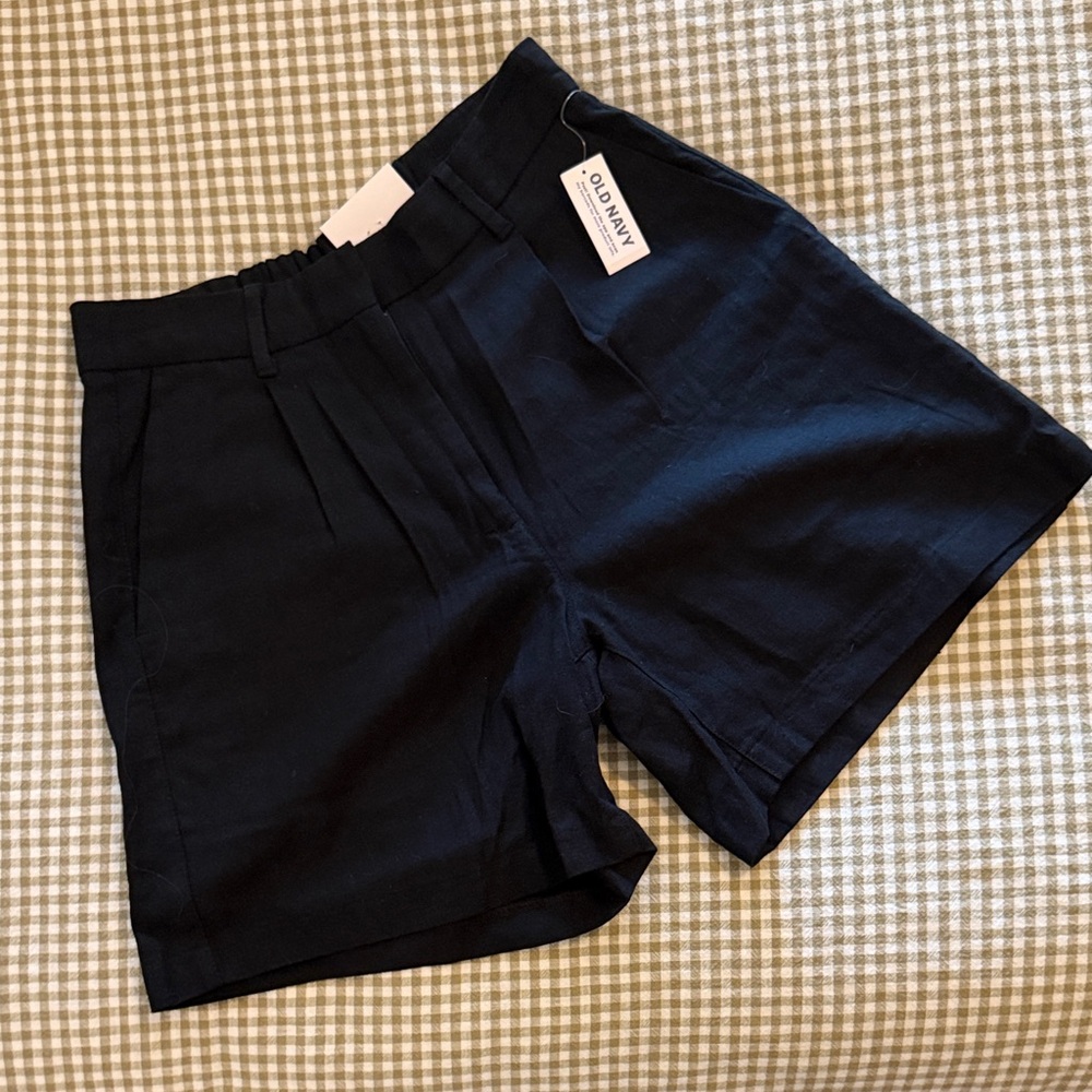 Old Navy Women's Navy Black Shorts